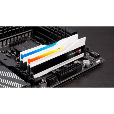 Модуль памяти для компьютера DDR5 32GB (2x16GB) 7200 MHz Trident Z5 RGB Matte White G.Skill (F5-7200J3445G16GX2-TZ5RW) - Нулевой остаток (Feed) - Нулевой остаток (Feed)