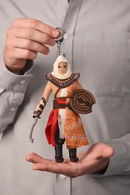 Брелок WP Merchandise плюшевий ASSASSINS CREED Bayek of Siwa 20 см. - -