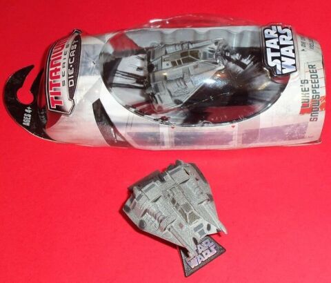Фігурка Hasbro STAR WARS Luke's Battle Damaged Snowspeeder -   -  