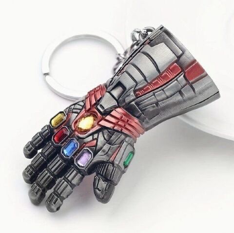 Брелок Marvel Keychain Рукавичка нескінченності залізної людини Танос 8 см. -   -  