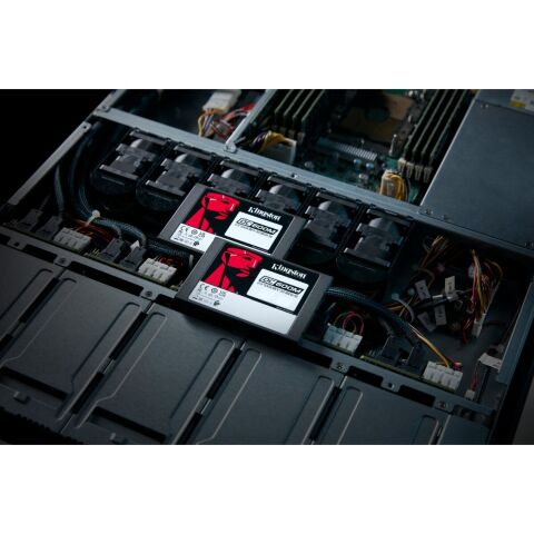 Накопитель SSD 2.5" 1.92TB Kingston (SEDC600M/1920G) - Нулевой остаток (Feed)  - Нулевой остаток (Feed) 