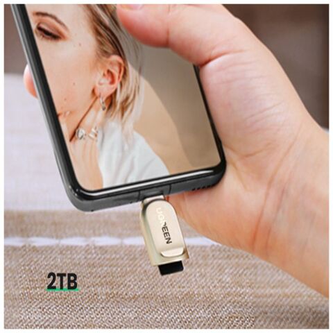Считыватель флеш-карт UGREEN USB-C to TF 3.0 CM331 Light Golden (80124) - Кардридеры  - Кардридеры 