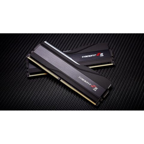 Модуль памяти для компьютера DDR5 32GB (2x16GB) 6000 MHz Trident Z5 RGB Black G.Skill (F5-6000J3636F16GX2-TZ5RK) - Нулевой остаток (Feed)  - Нулевой остаток (Feed) 